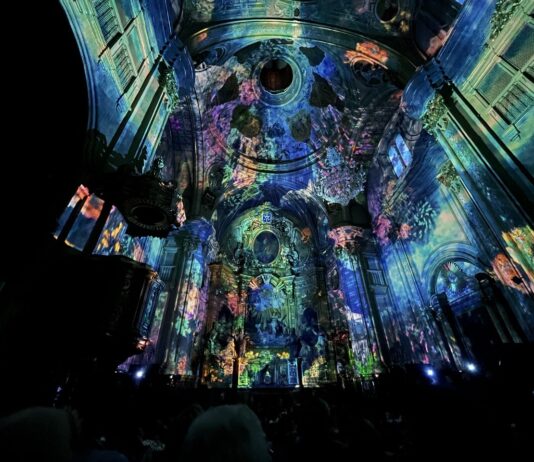 Génesis: Experiencia Inmersiva